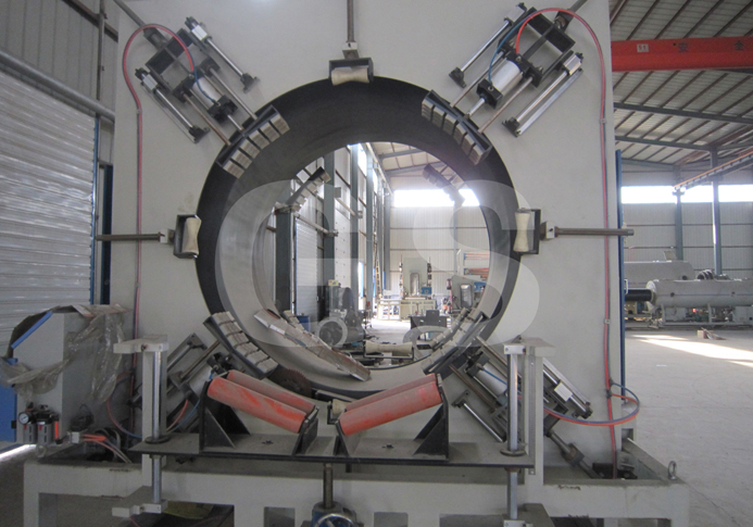 ���׹��и��